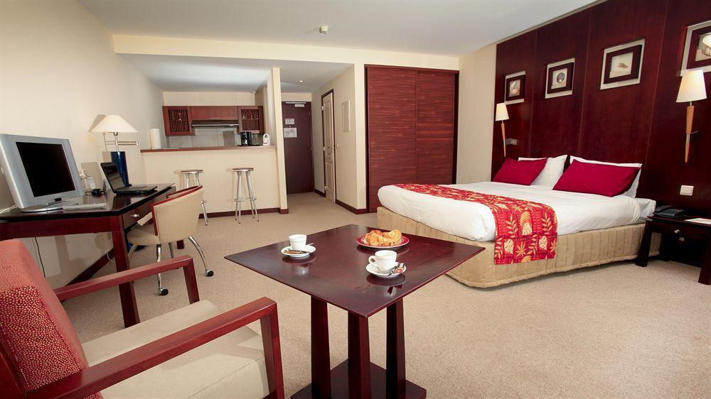 Ramada Hotel & Suites By Wyndham Noumea Quarto foto